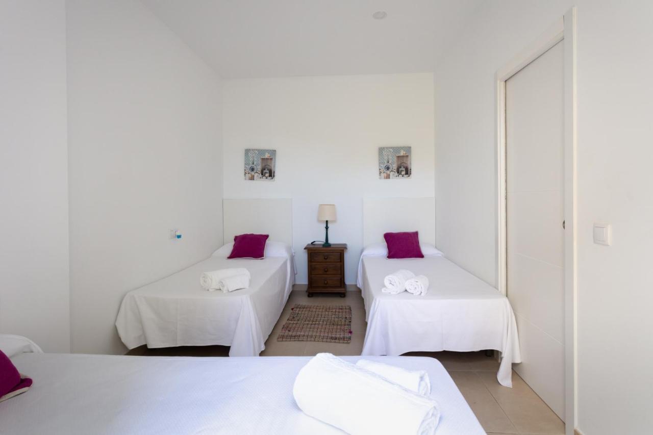 Apartamentos Homing Puerto Sherry El Puerto de Santa Maria Exterior photo